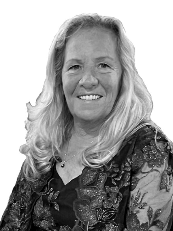 Team photo of Brenda Del Sol